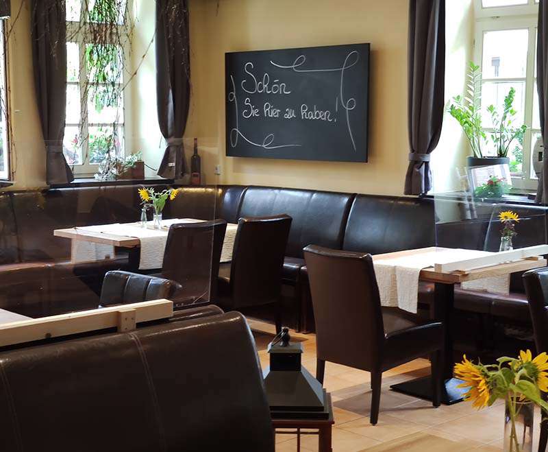 urlaub-mit-hund-flairhotel-hopfengarten-bayern-miltenberg-restaurant