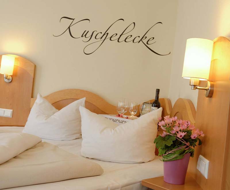 urlaub-mit-hund-hotel-talblick-bad-dizenbach-doppelzimmer-renoviert-kuschelecke