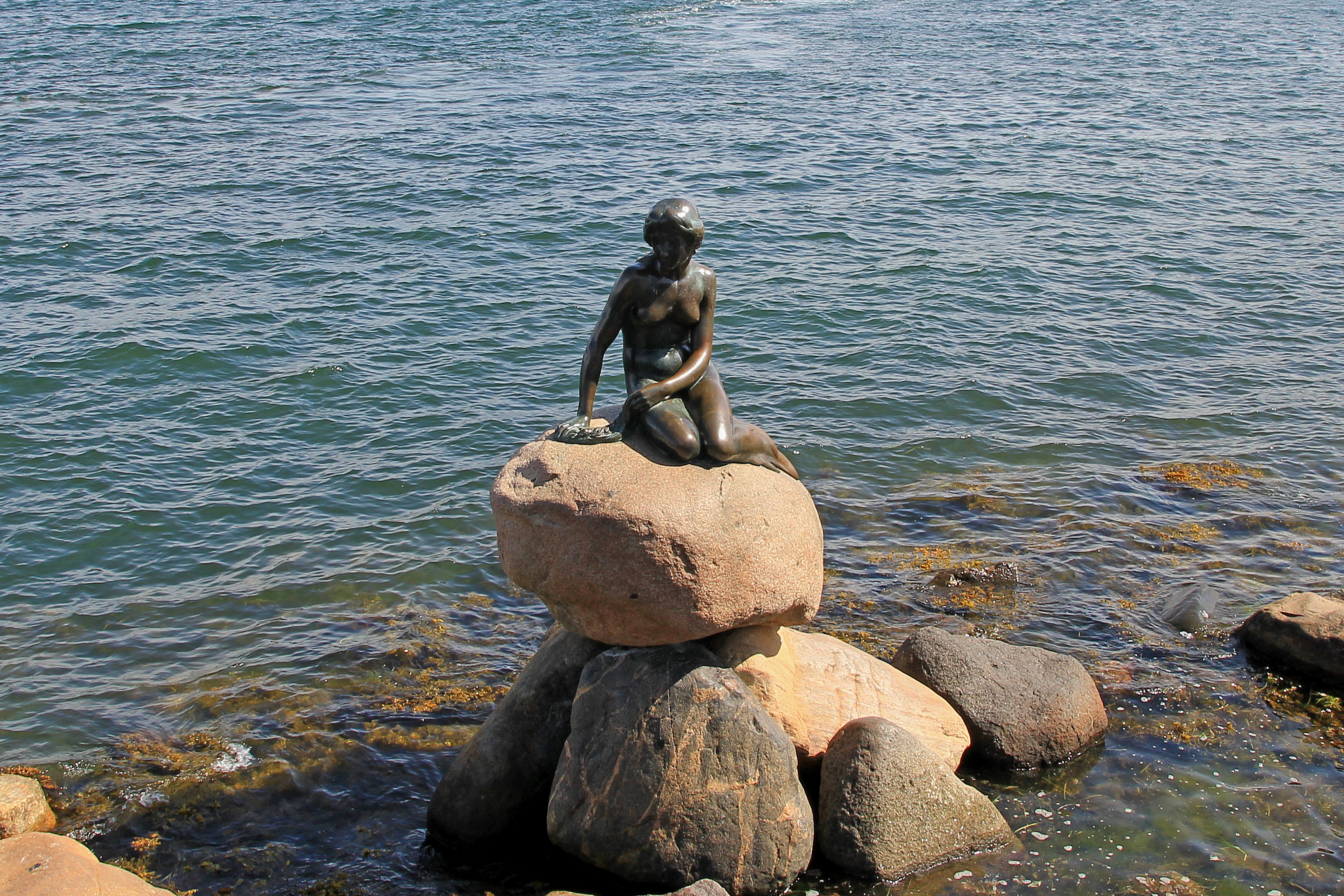 mermaid-little-copenhagen-city-denmark.jpg